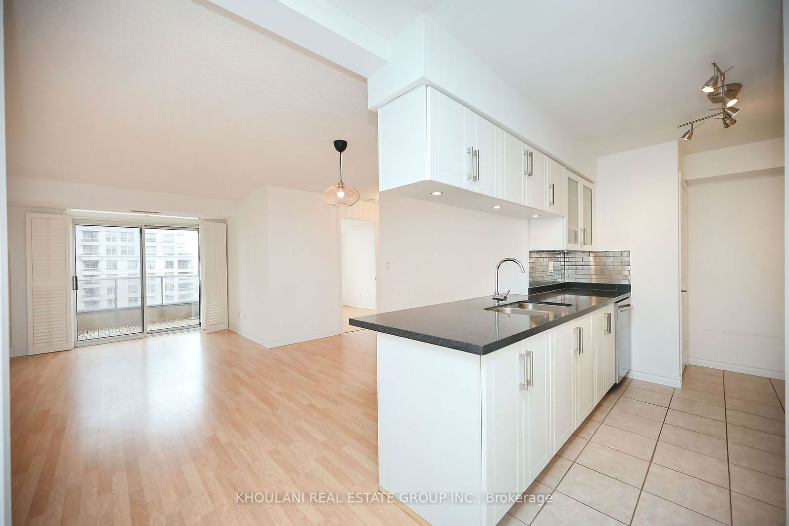 3888 Duke Of York Blvd, unit 2631 for rent