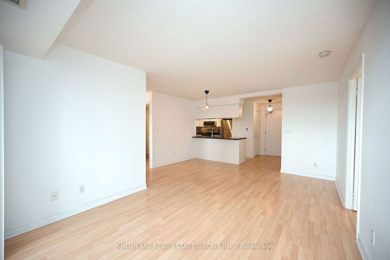 3888 Duke Of York Blvd, unit 2631 for rent