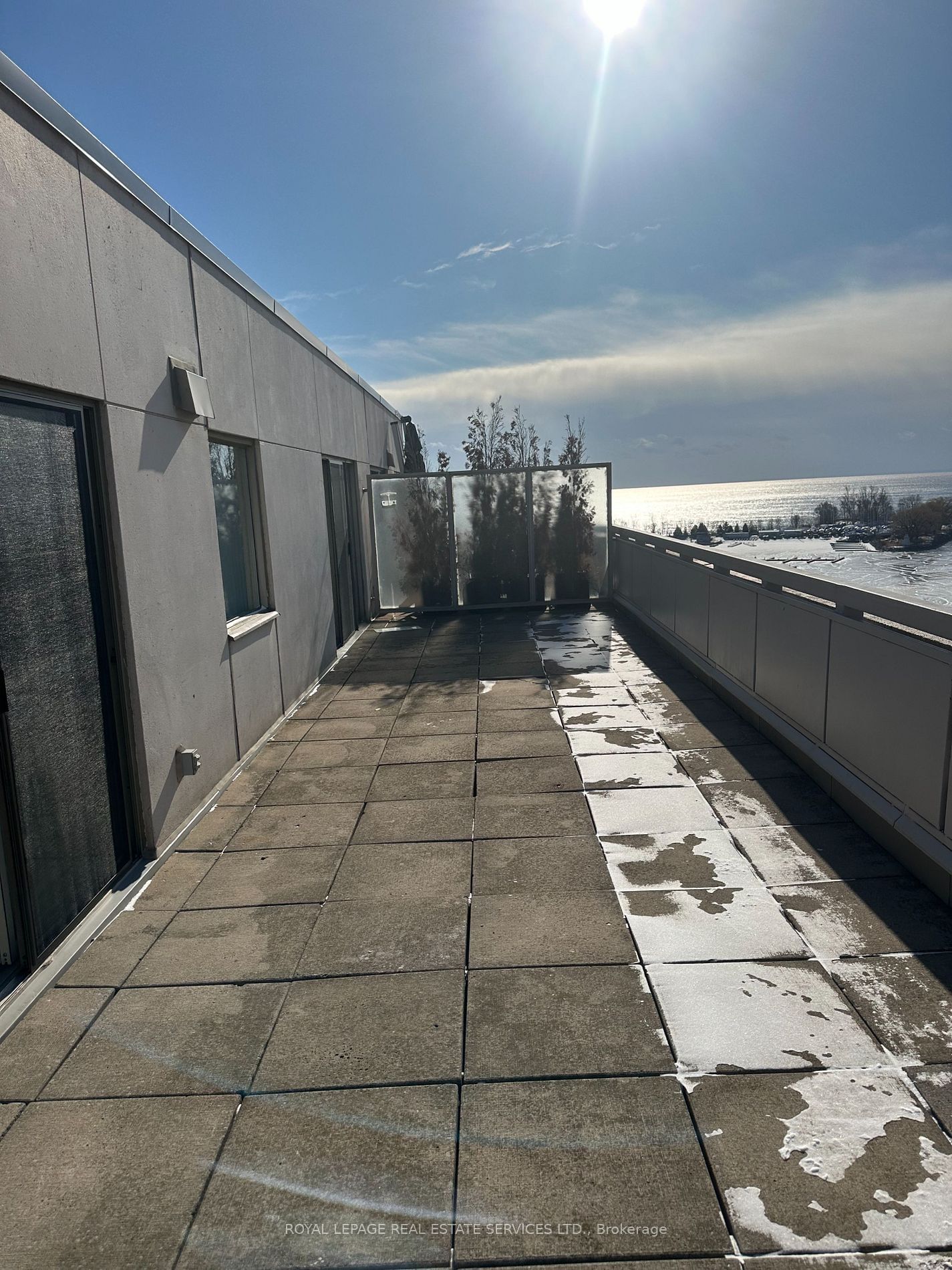 2267 Lake Shore Blvd W, unit 1204 for rent