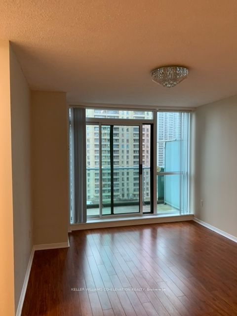 17 Michael Power Pl, unit Ph14 for rent