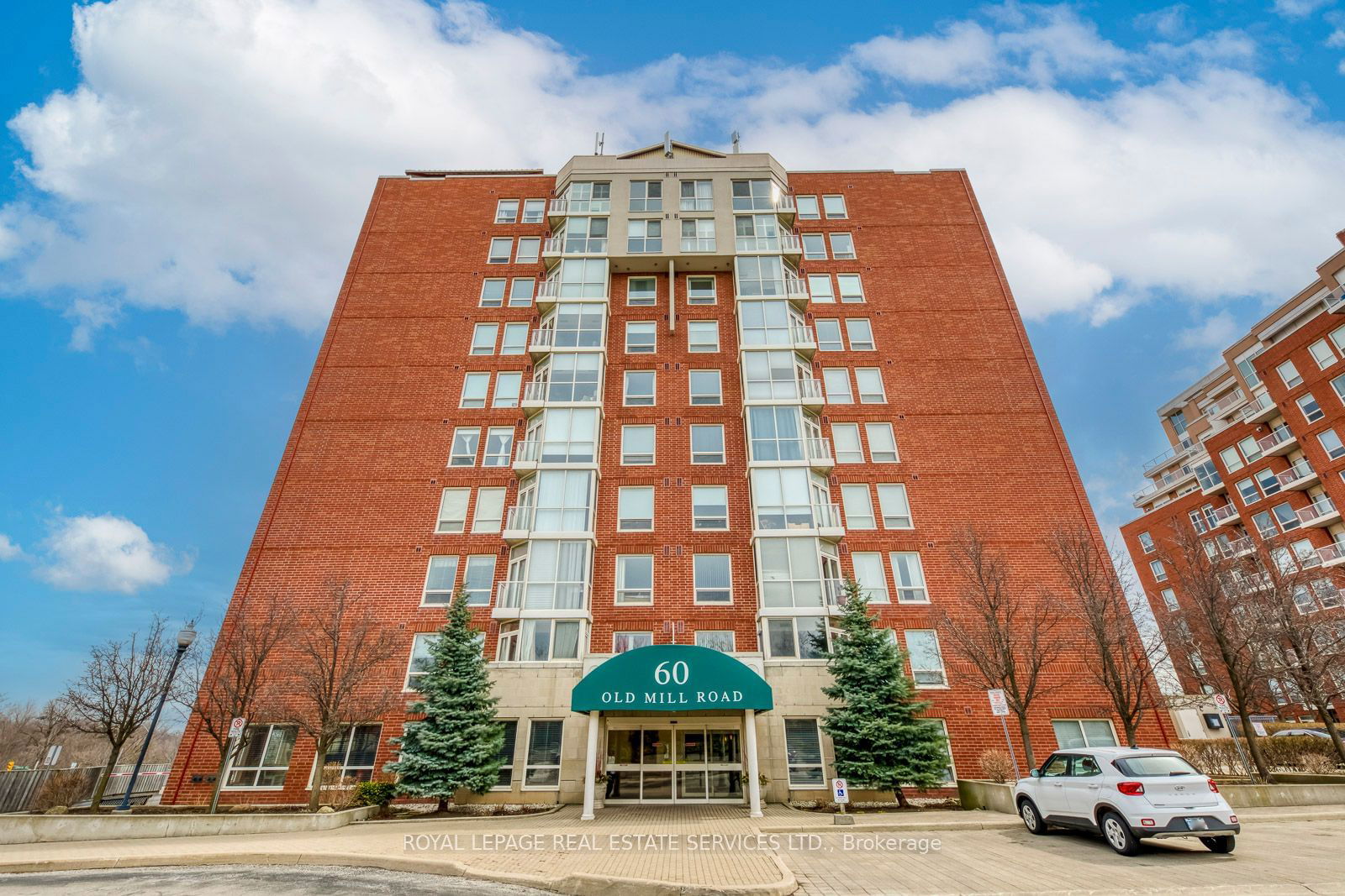 60 Old Mill Rd, unit 507 for sale