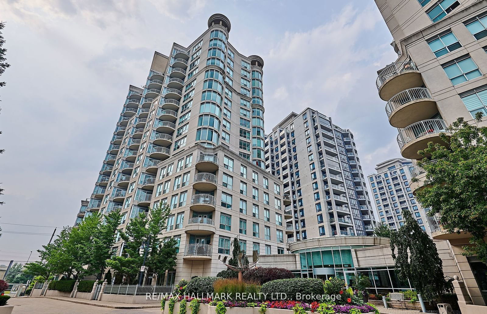 2111 Lake Shore Blvd W, unit 610 for rent