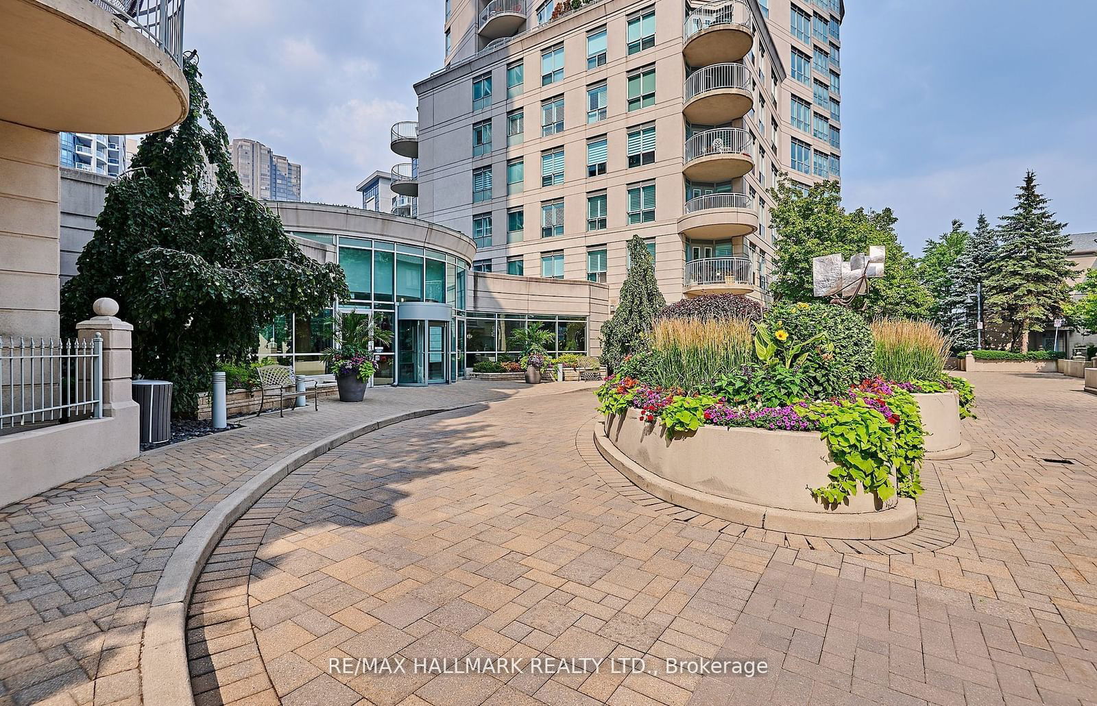 2111 Lake Shore Blvd W, unit 610 for rent