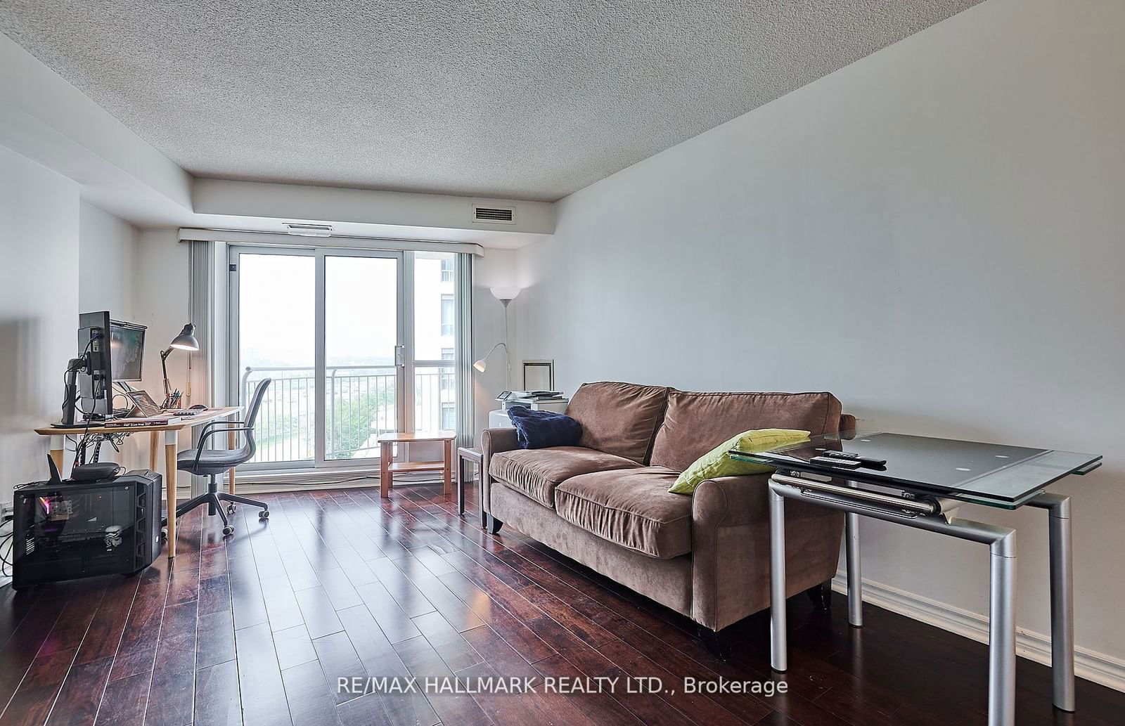 2111 Lake Shore Blvd W, unit 610 for rent