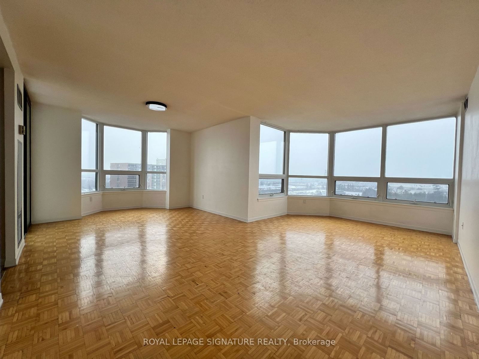 8 Lisa St, unit 1107 for rent