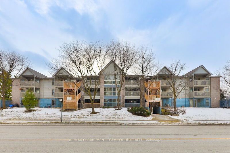 2010 Cleaver Ave, unit 120 for sale