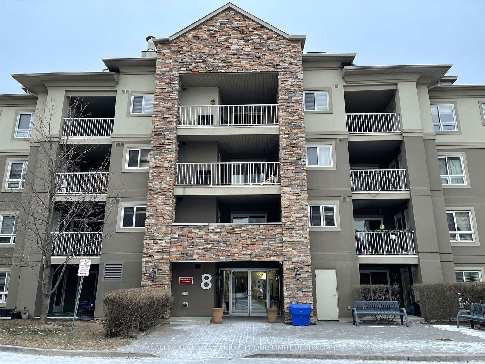 8 Dayspring Circ, unit 1302 for rent