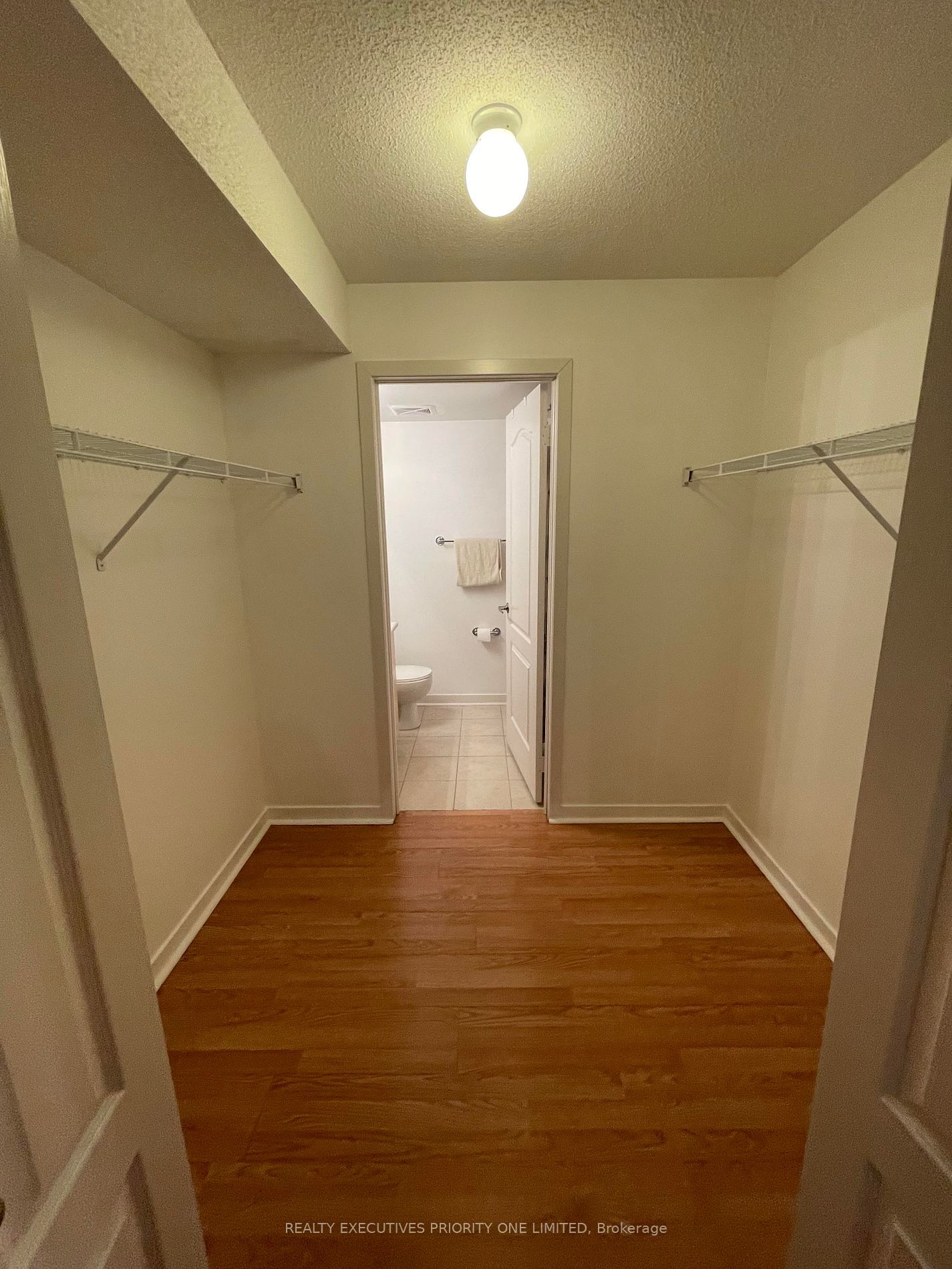 8 Dayspring Circ, unit 1302 for rent