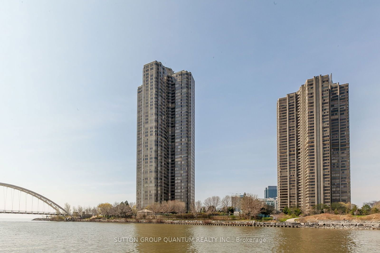 2045 LAKESHORE Blvd W, unit 4404 for sale