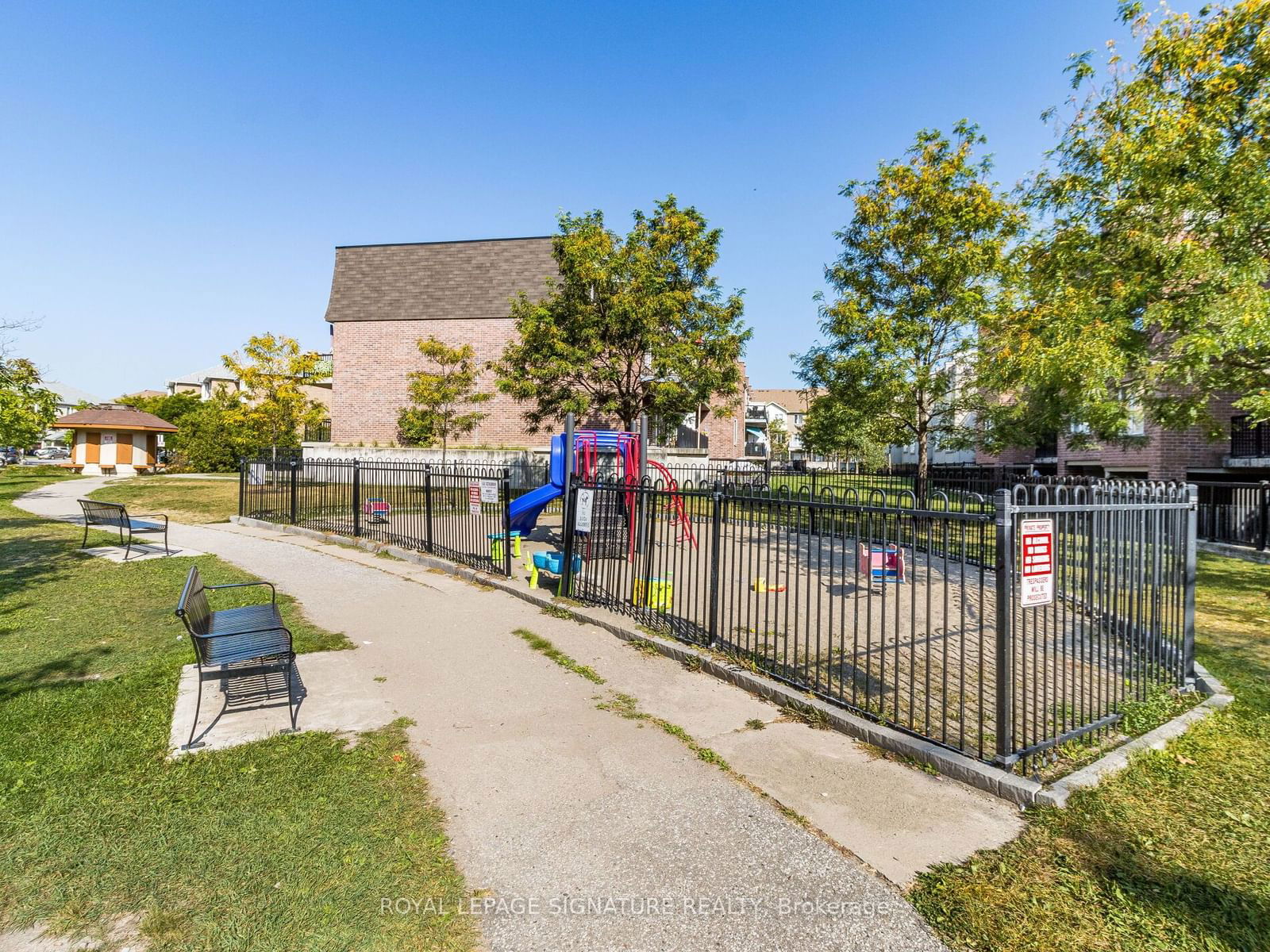 3045 Finch Ave W, unit 2079 for sale