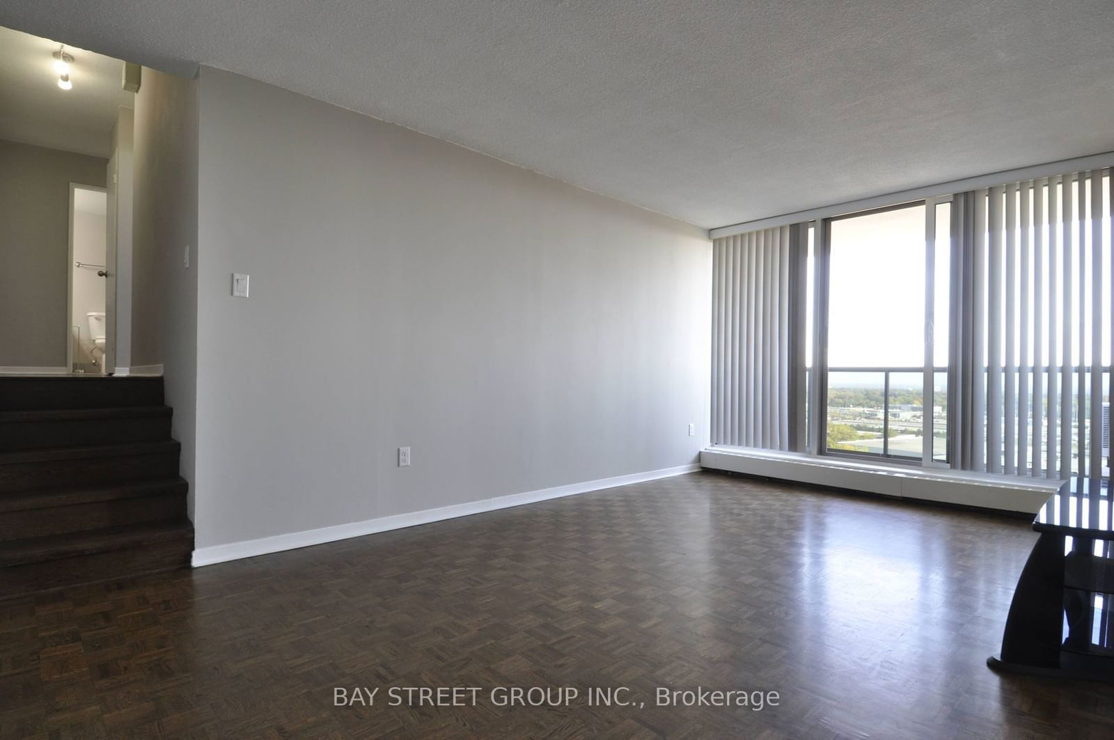 530 Lolita Gdns, unit 1806 for rent