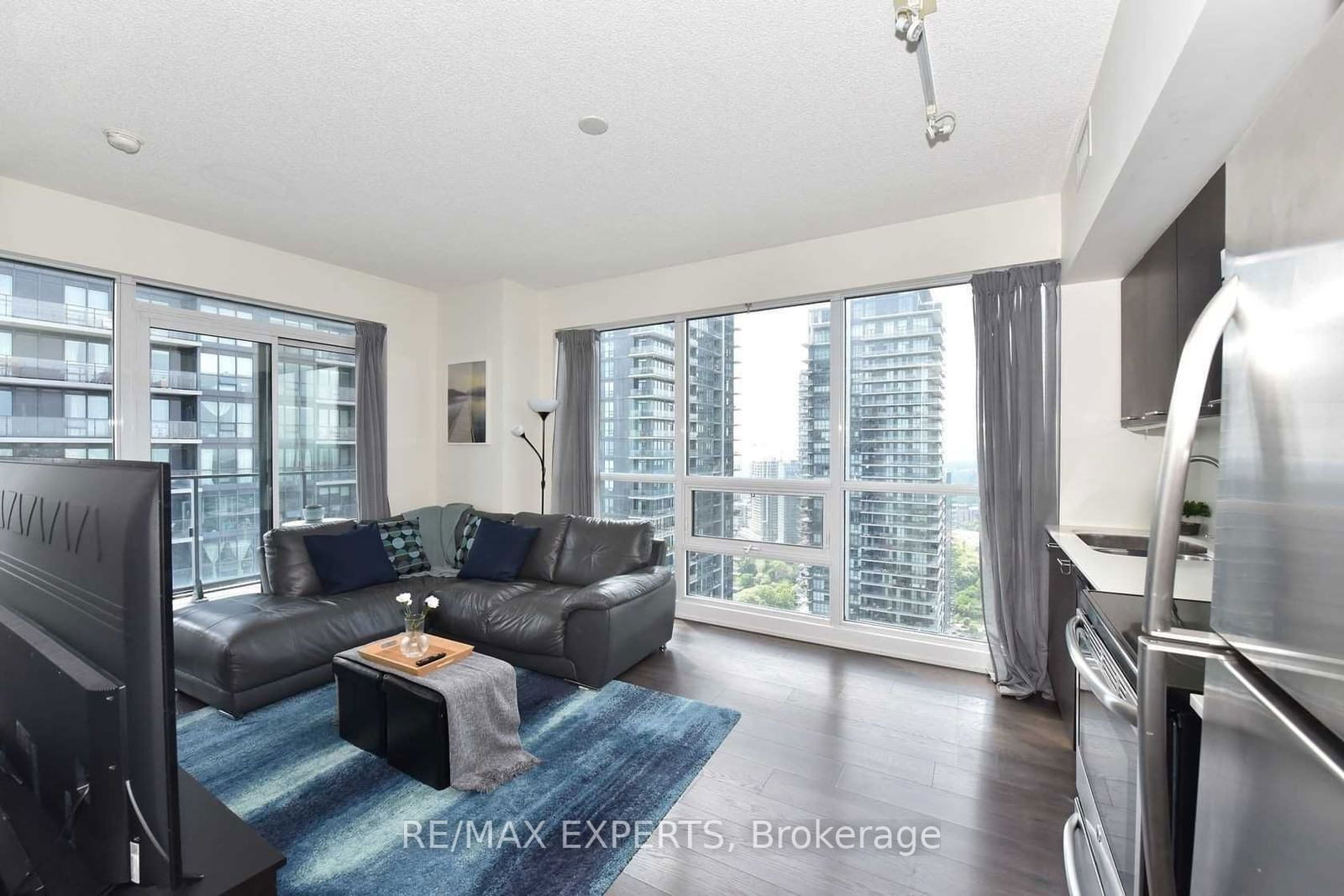 2200 Lake Shore Blvd W, unit 2904 for rent