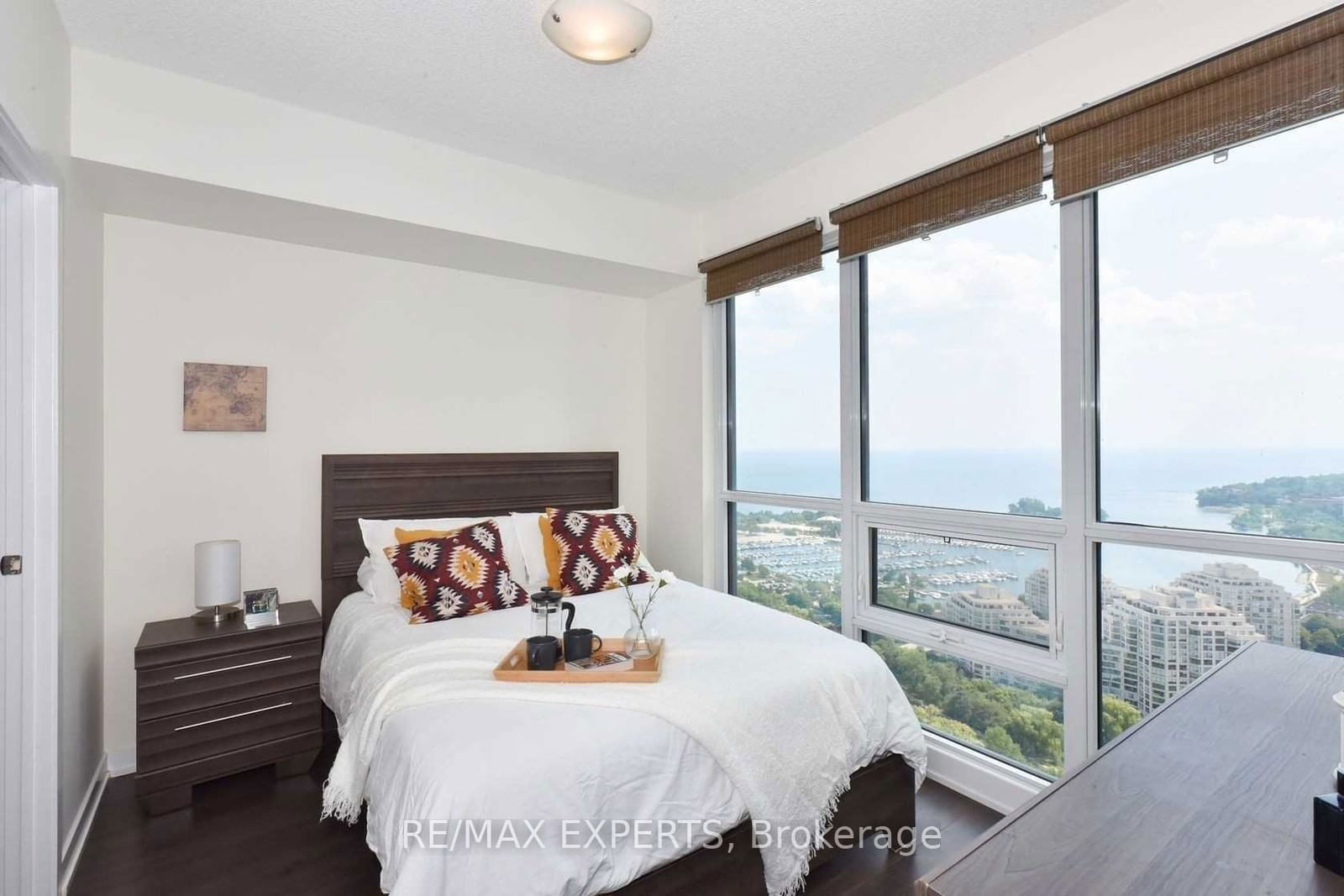 2200 Lake Shore Blvd W, unit 2904 for rent