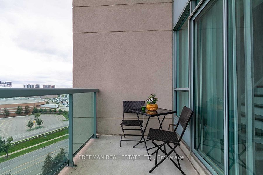 2585 Erin Centre Blvd, unit 1003 for rent