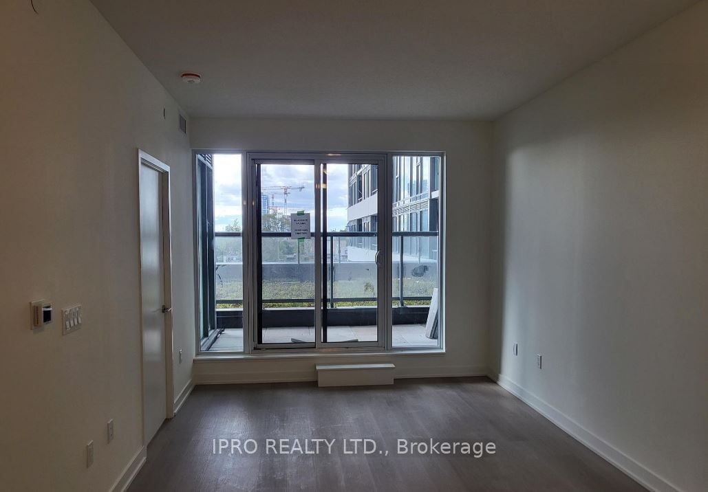 859 The Queensway, unit 307 for rent