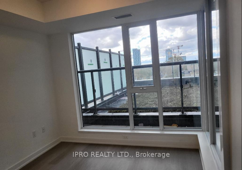 859 The Queensway, unit 307 for rent