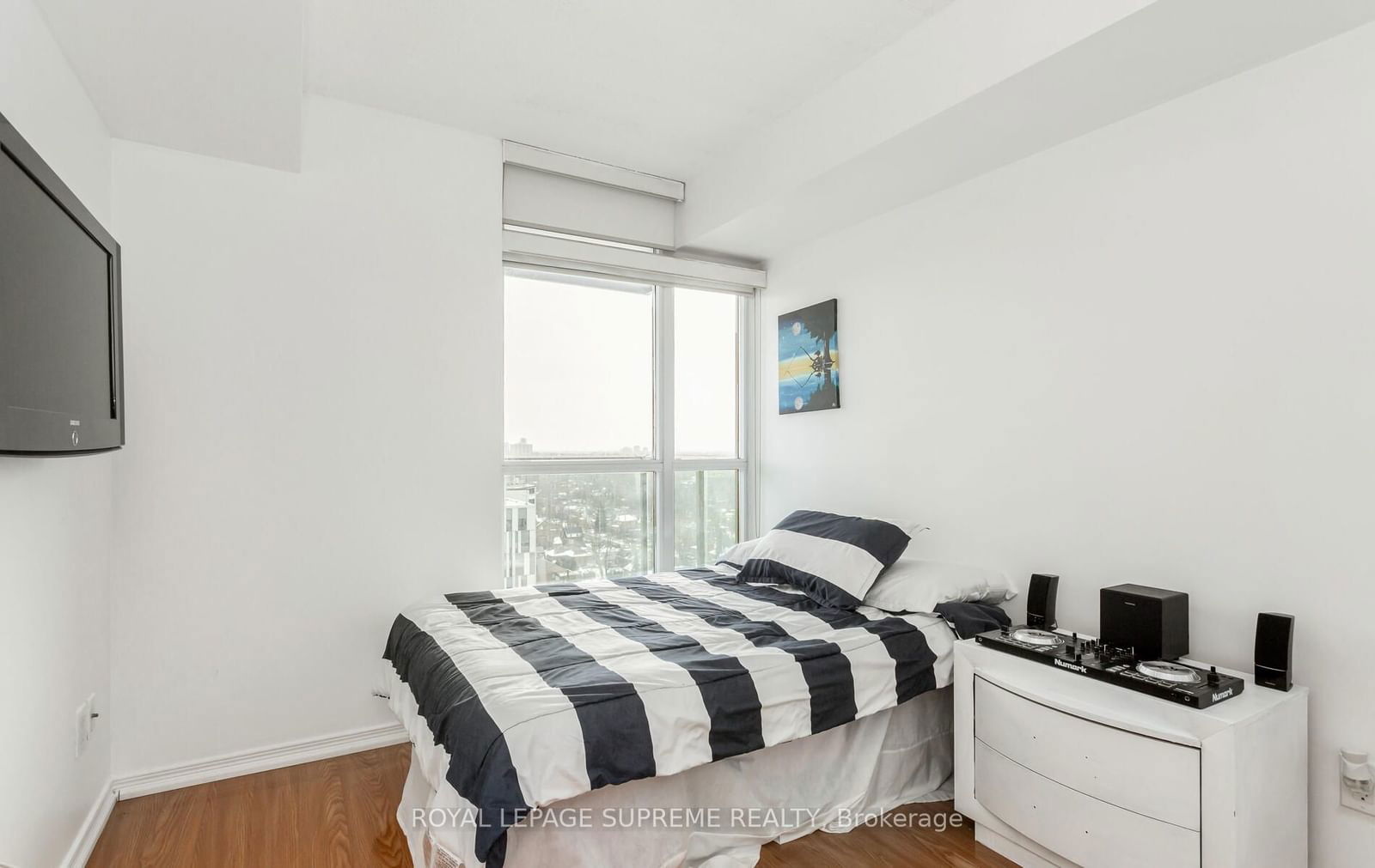 9 George St, unit 1606 for sale