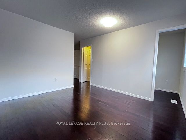 3150 Erin Centre Blvd, unit 104 for rent