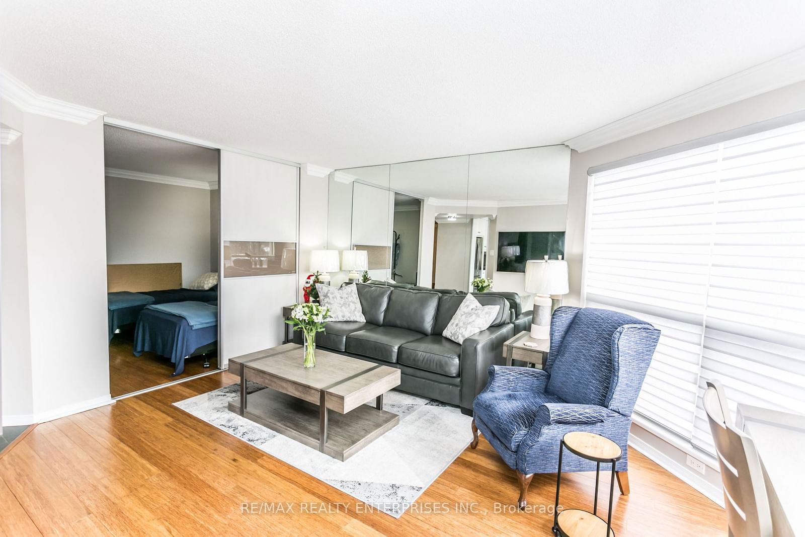 1700 The Collegeway, unit 402 for sale