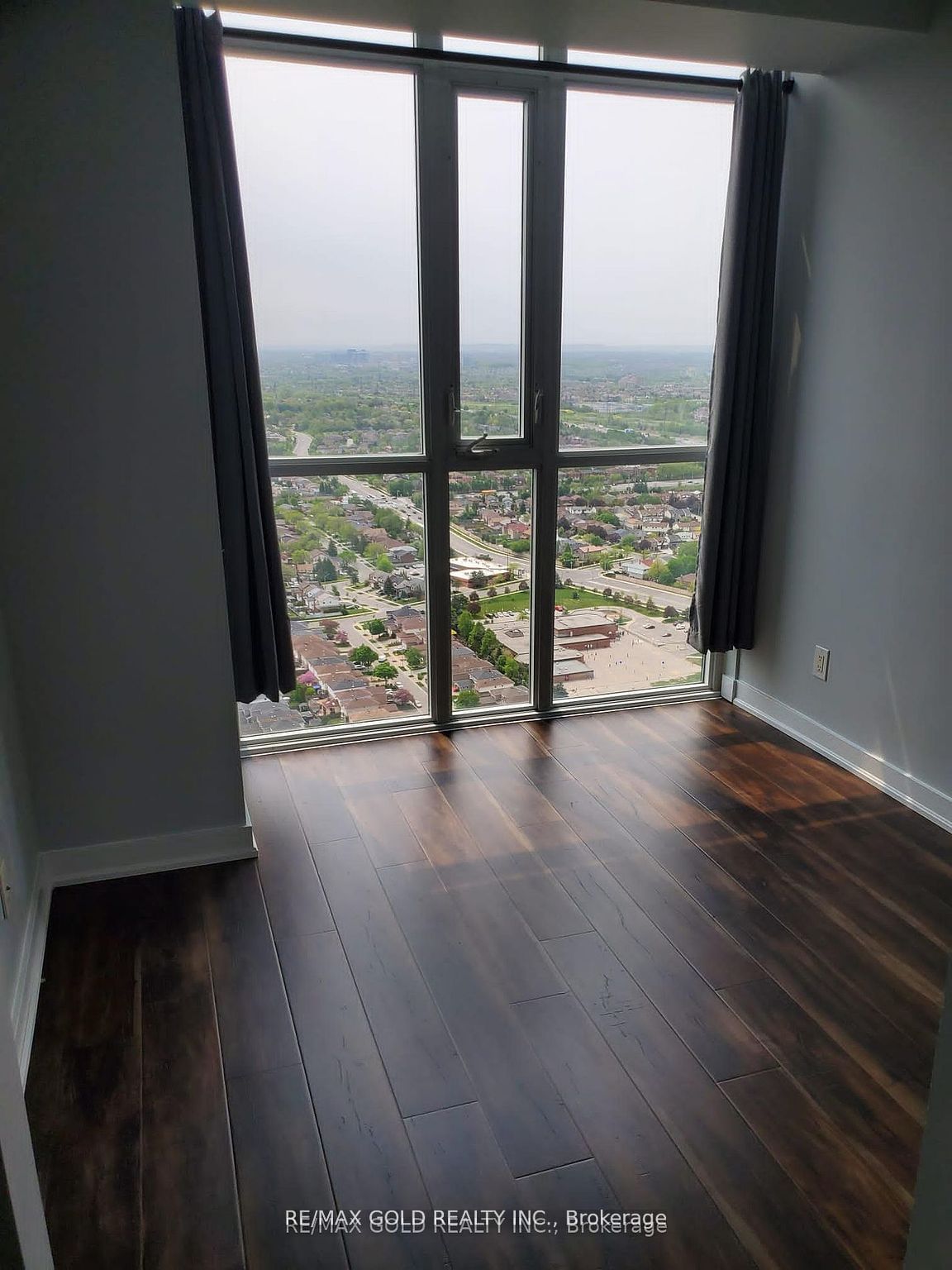 4070 Confederation Pkwy, unit 4207 for rent