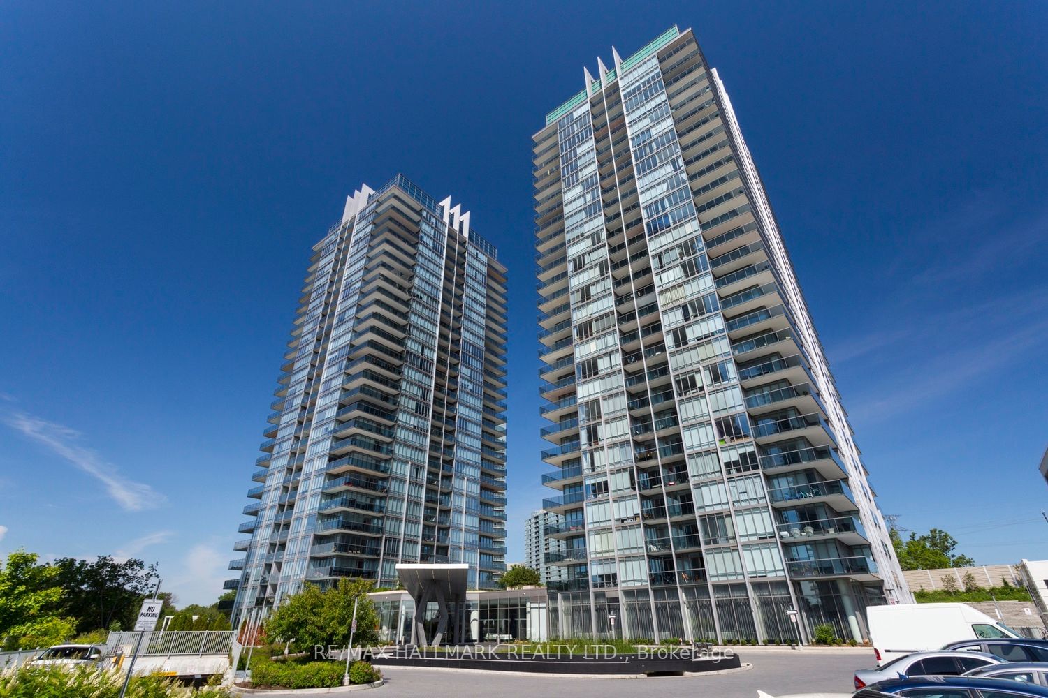 90 Park Lawn Rd, unit 2302 for sale