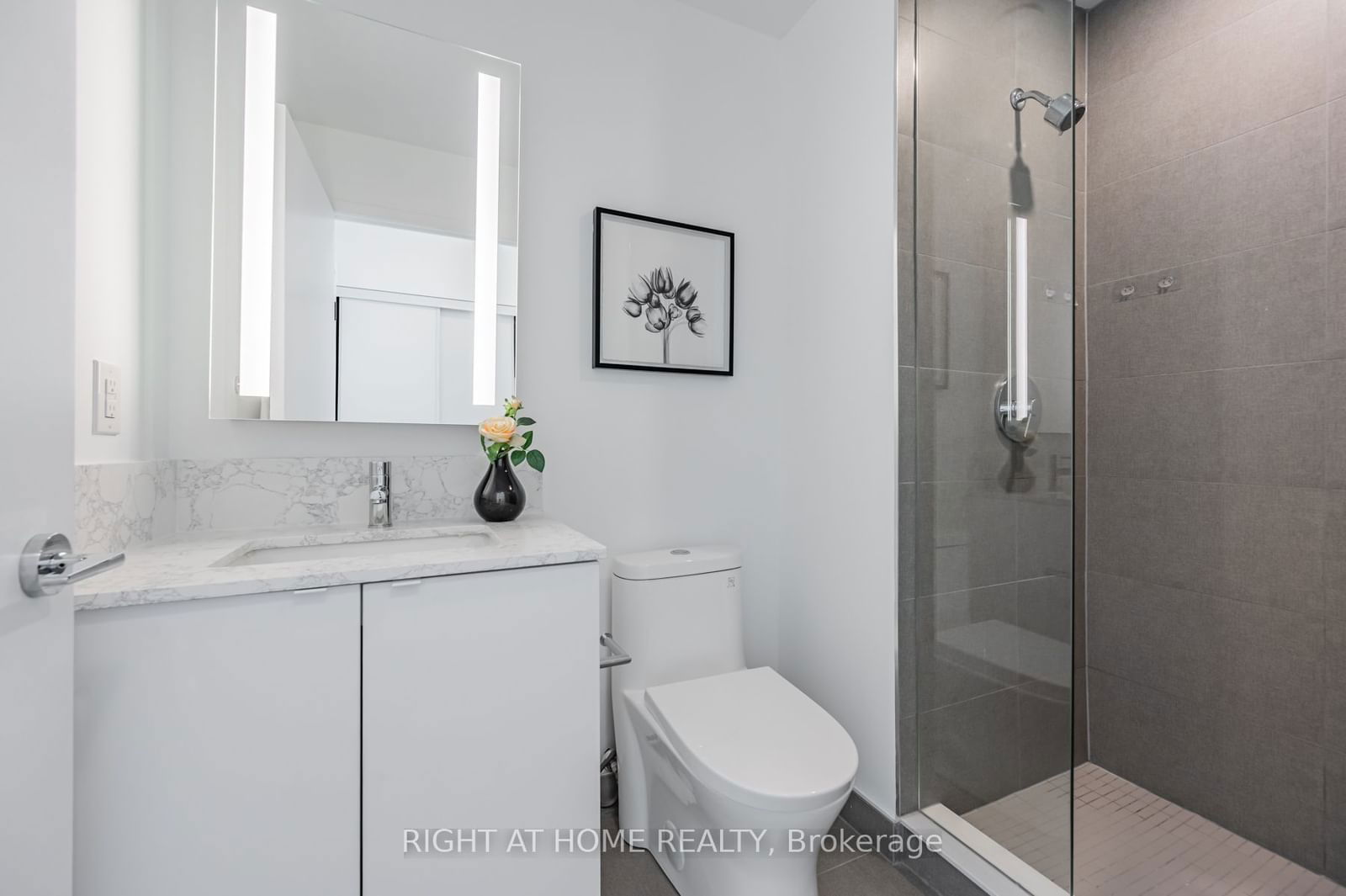 270 Dufferin St, unit 506 for sale