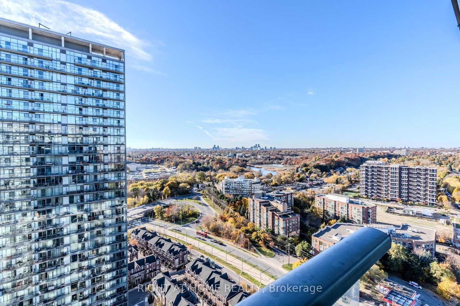 103 The Queensway Ave, unit 2610 for sale