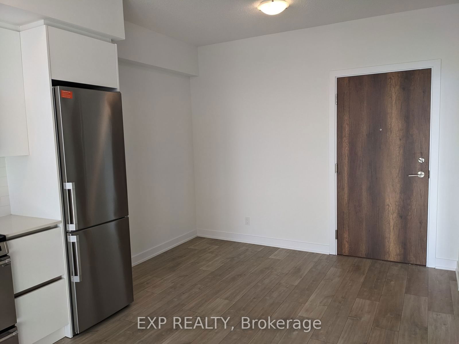 251 Manitoba St, unit 1505 for rent