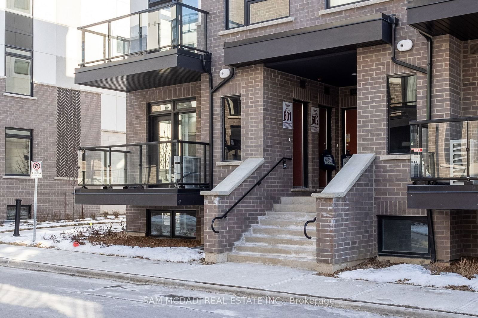 8175 Britannia Rd, unit 601 for sale