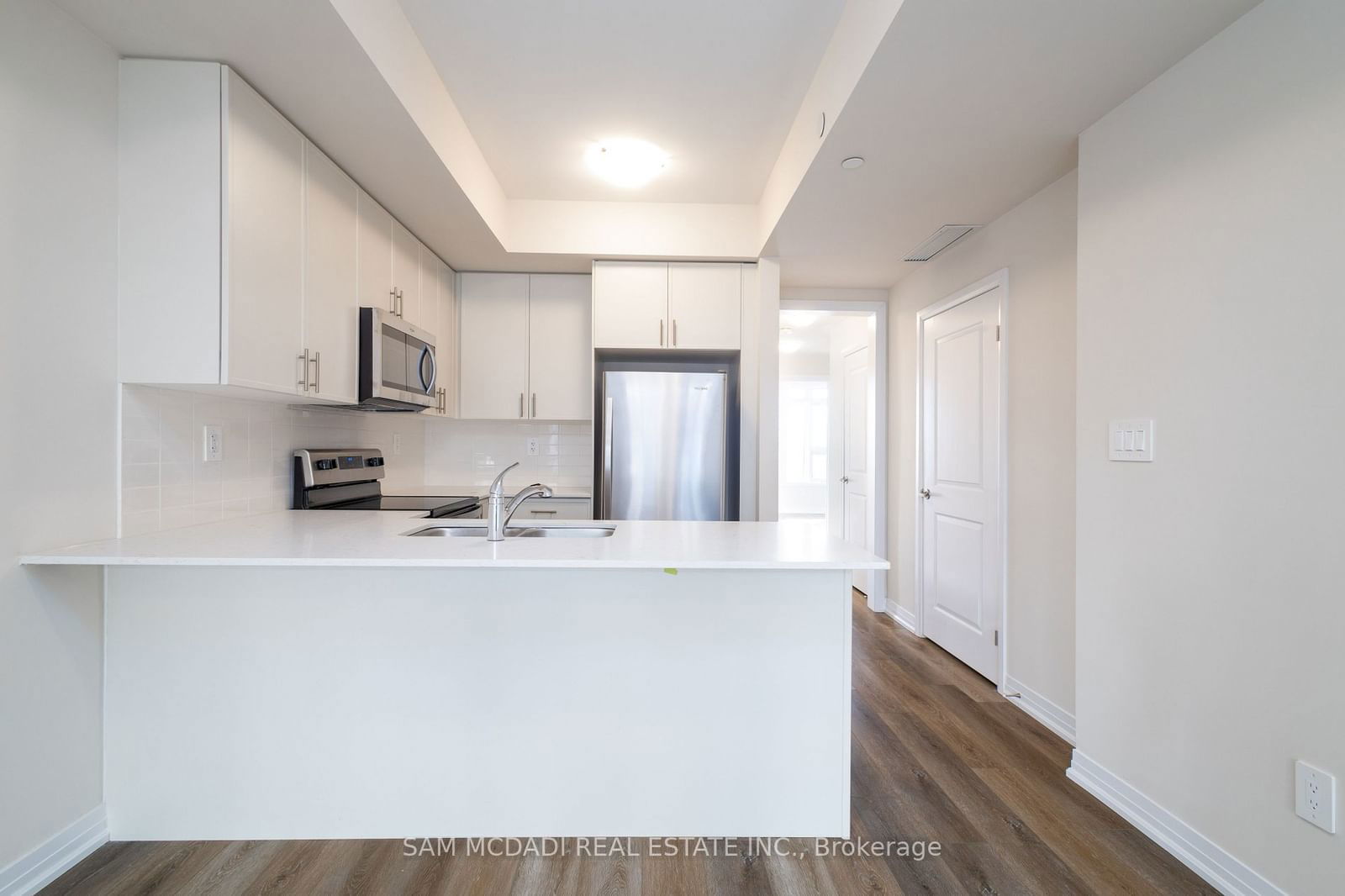 8175 Britannia Rd, unit 601 for sale