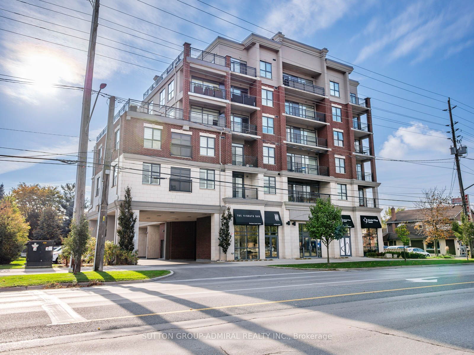 Seasons Condominiums, Burlington, Toronto