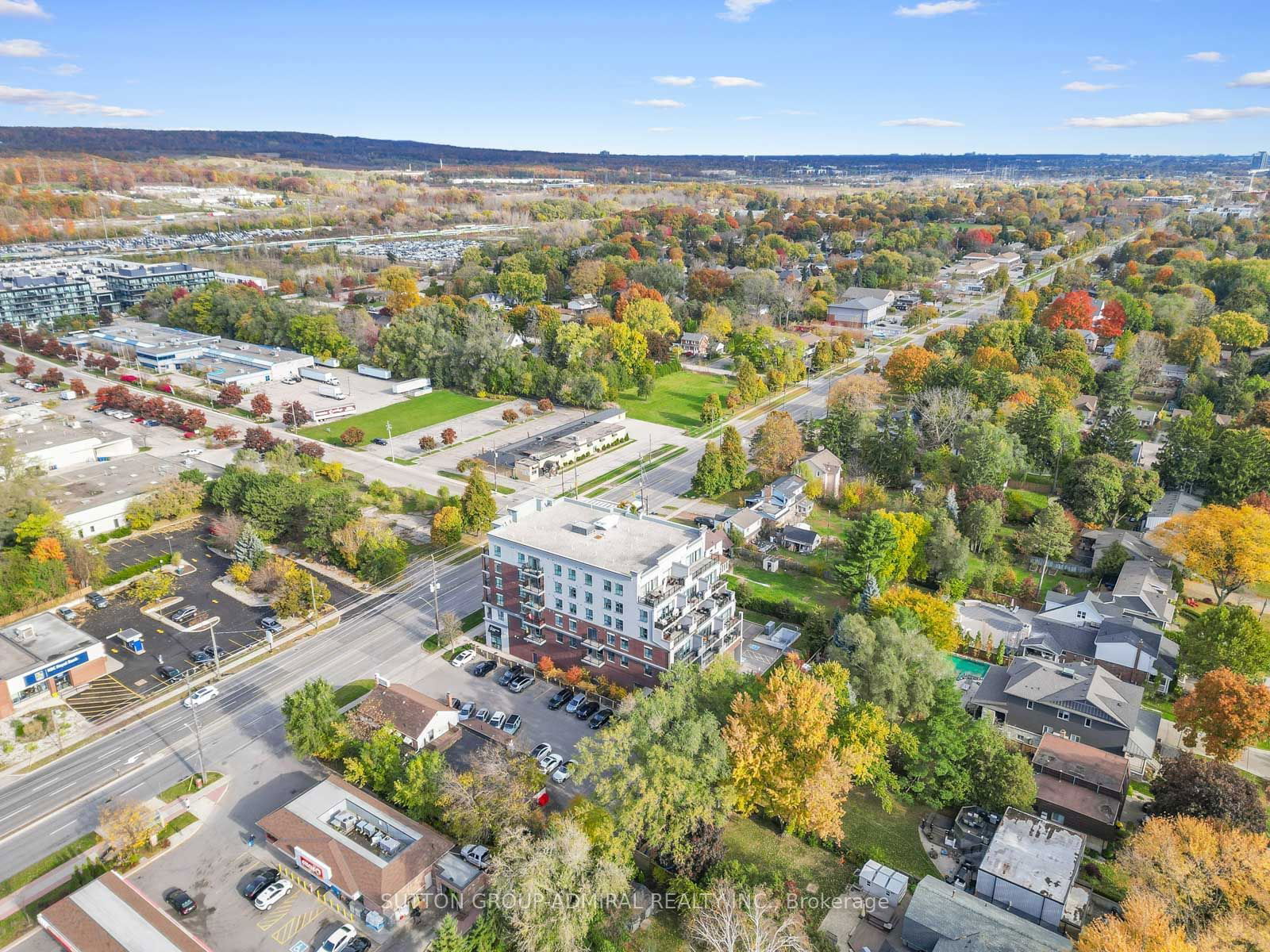 Seasons Condominiums, Burlington, Toronto