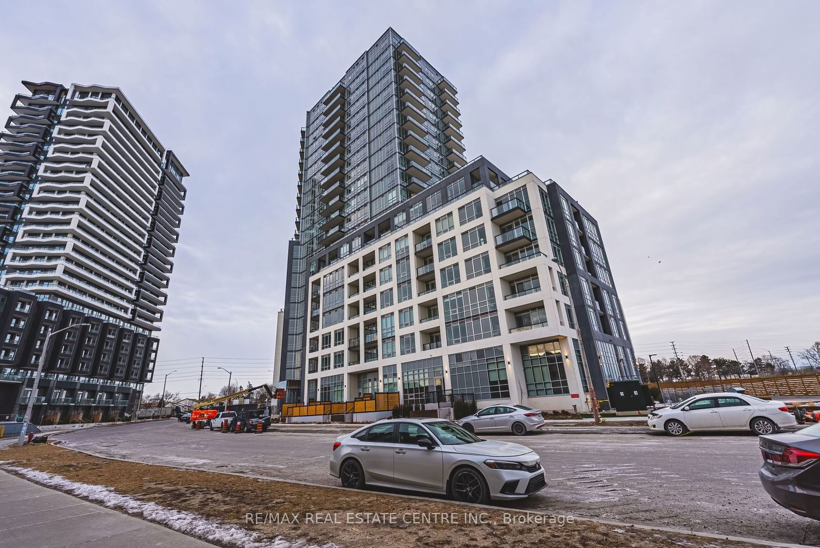 225 Malta Ave, unit 1510 for rent