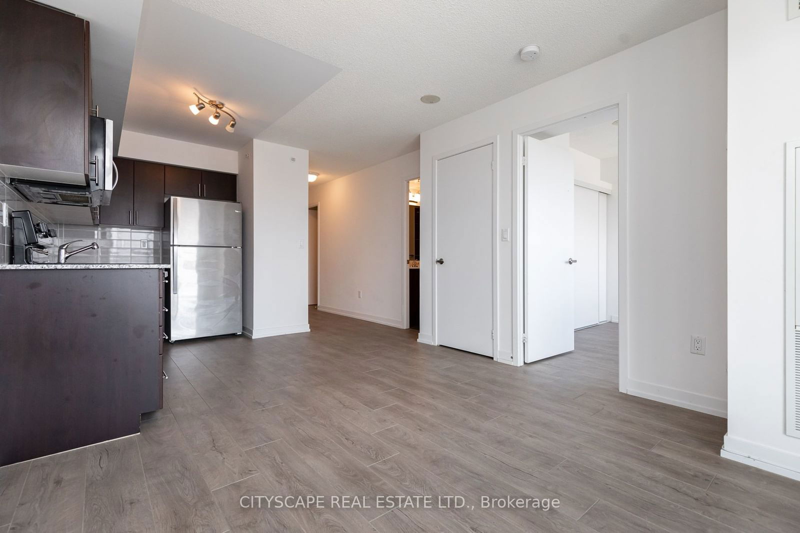 1420 Dupont St, unit 1505 for rent