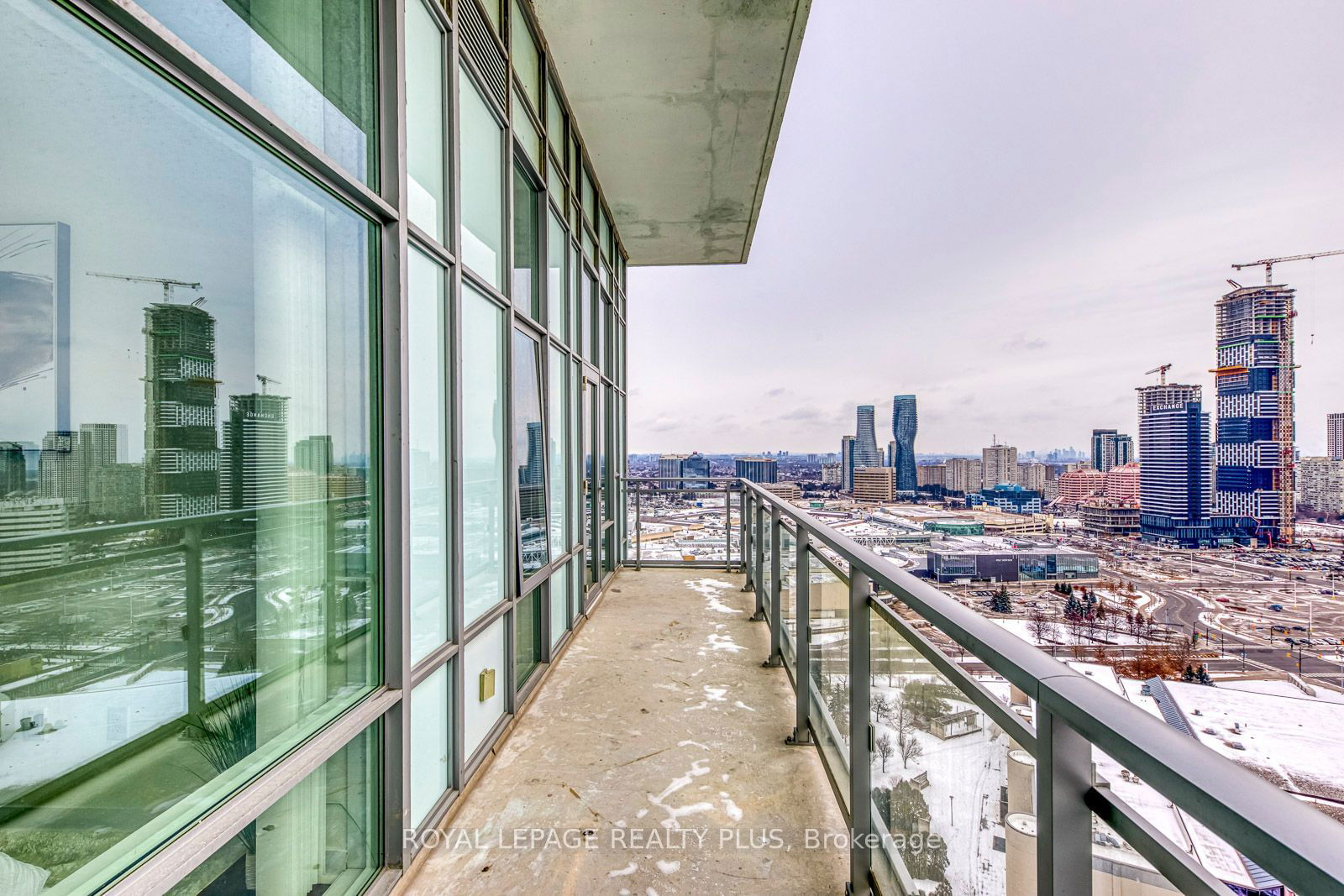 365 Prince Of Wales Dr, unit 2202 for sale