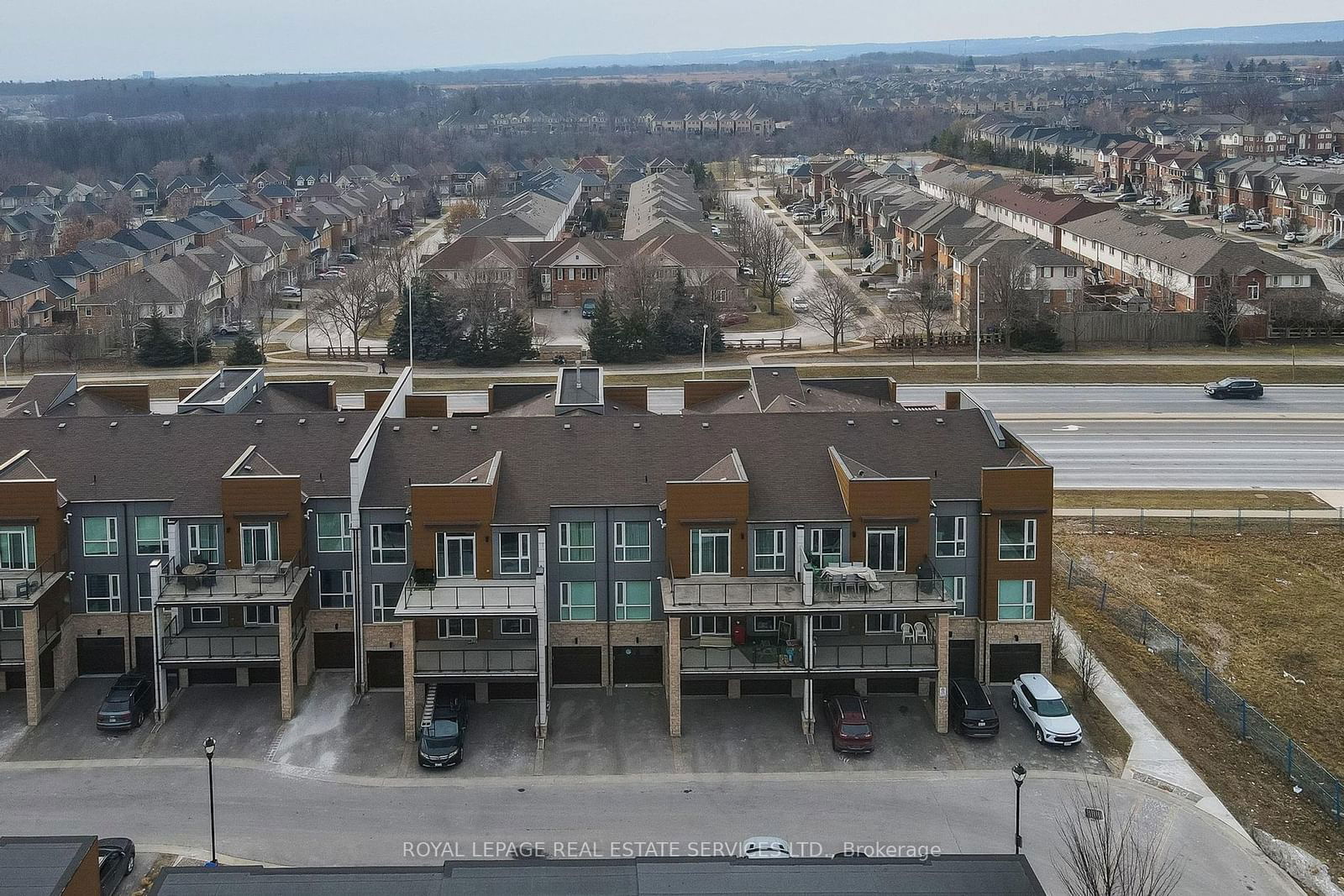 Upper Glen Abbey West Towns, Oakville, Toronto