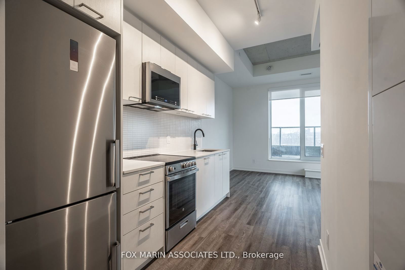 1808 St Clair Ave W, unit 605 for rent