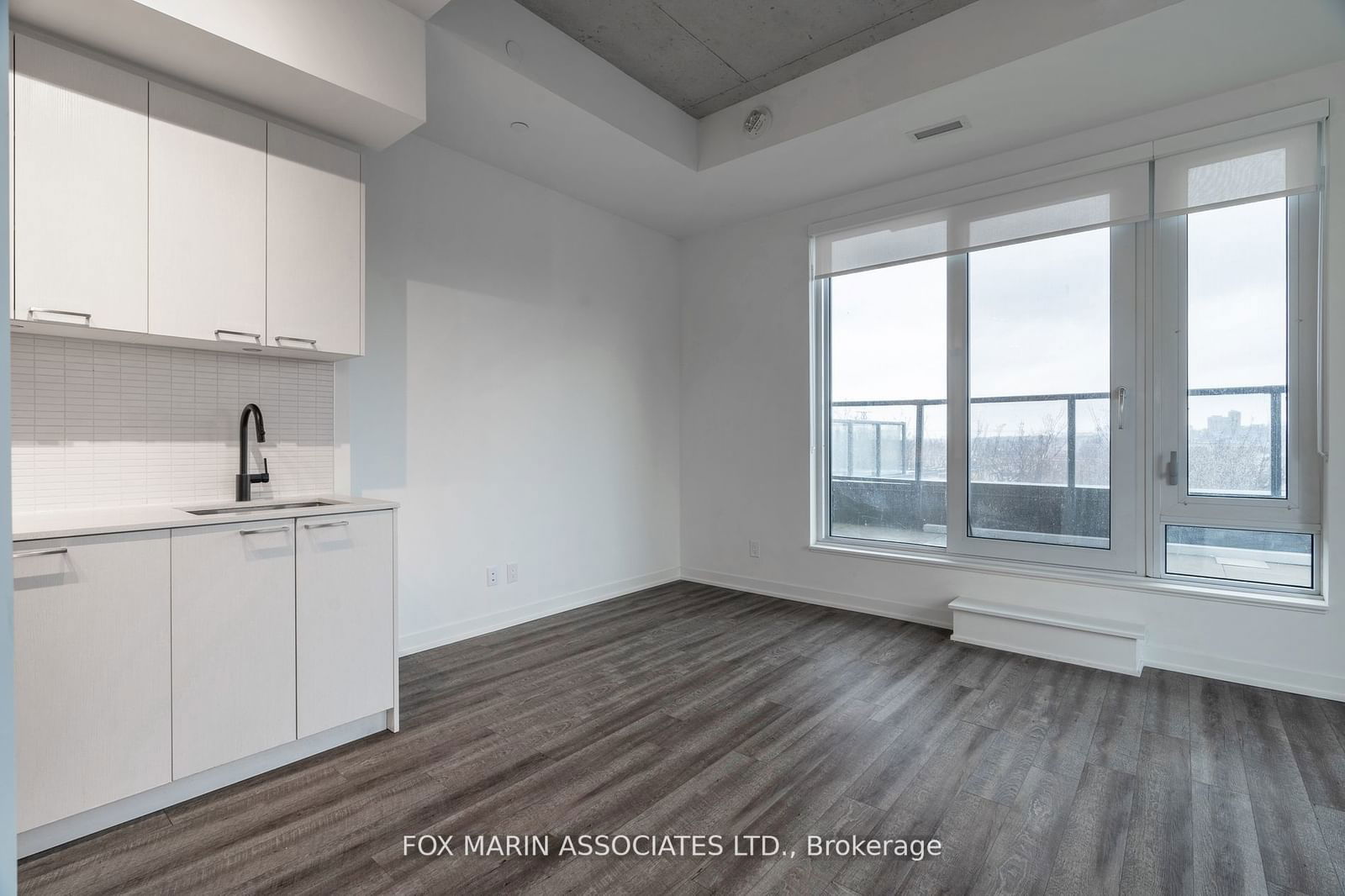 1808 St Clair Ave W, unit 605 for rent