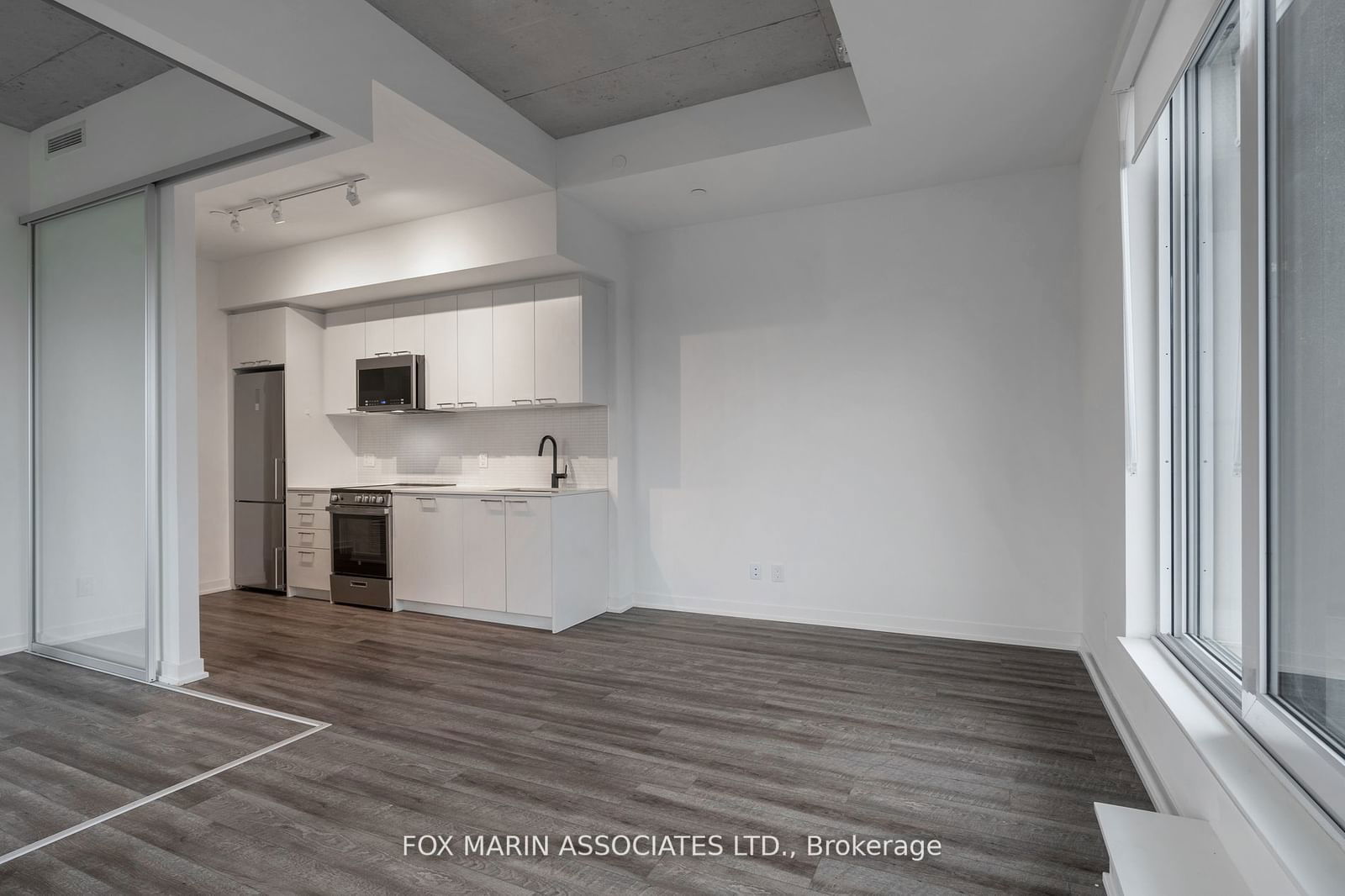 1808 St Clair Ave W, unit 605 for rent