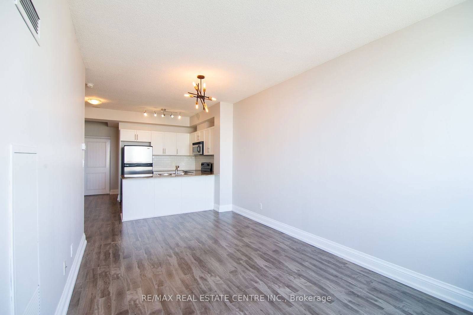 3504 Hurontario St, unit 2301 for rent