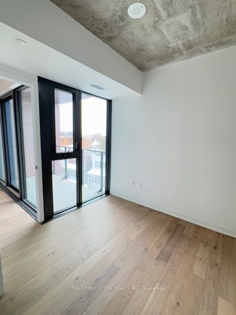 2625 Dundas St S, unit 416 for rent