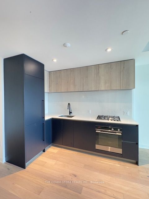 2625 Dundas St S, unit 416 for rent