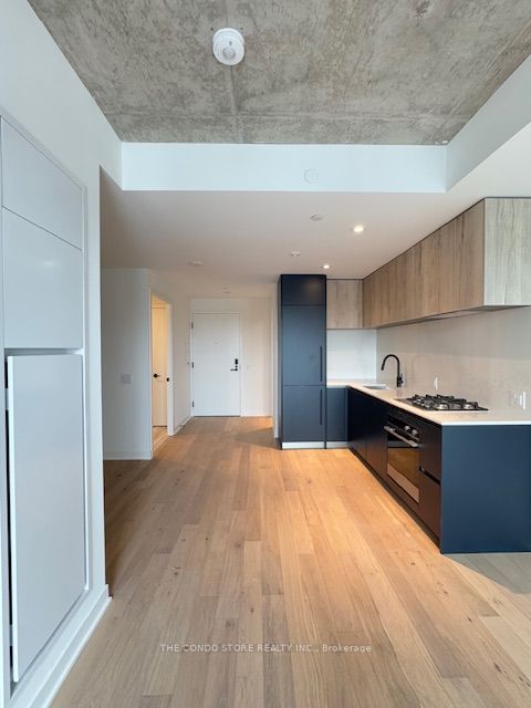 2625 Dundas St S, unit 416 for rent