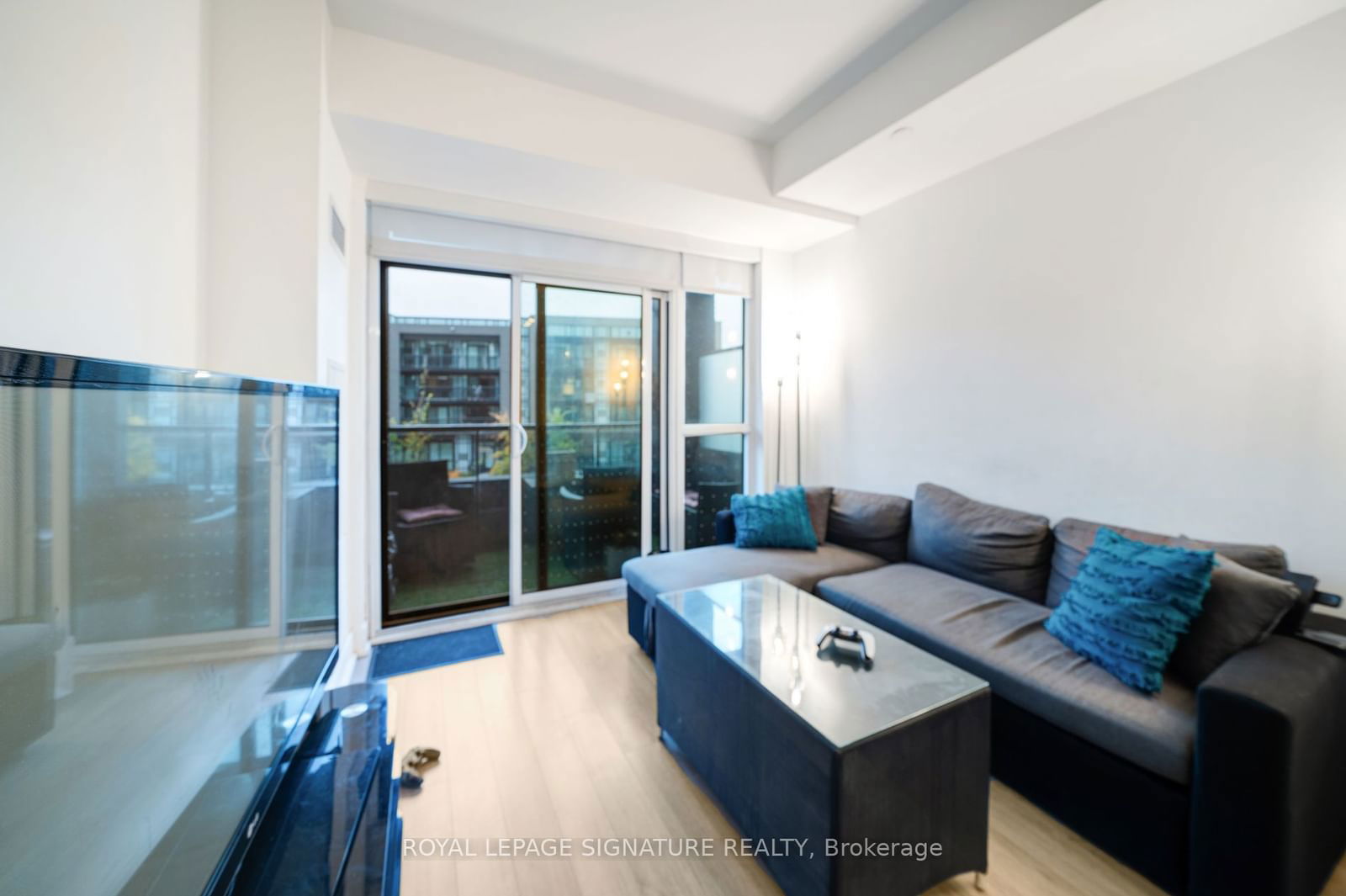 50 George Butchart Dr, unit 202 for sale