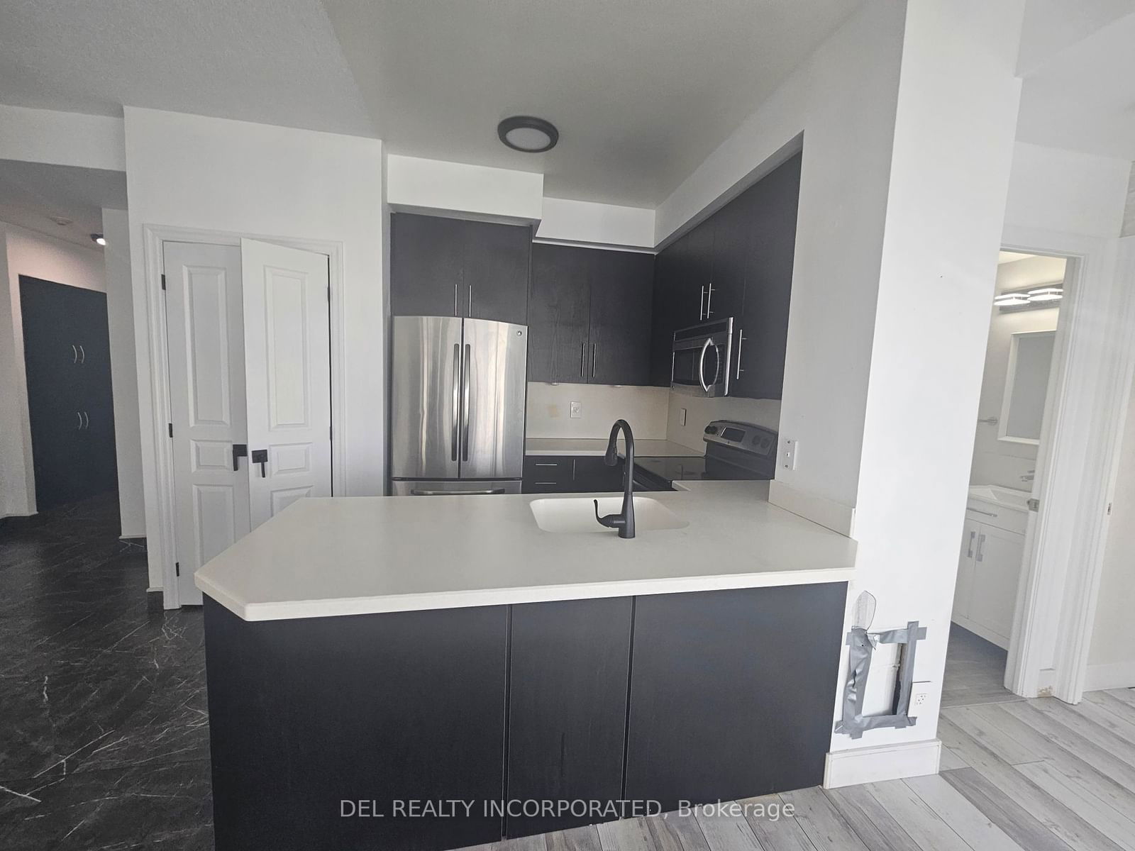 3939 Duke Of York Blvd, unit 1602 for rent