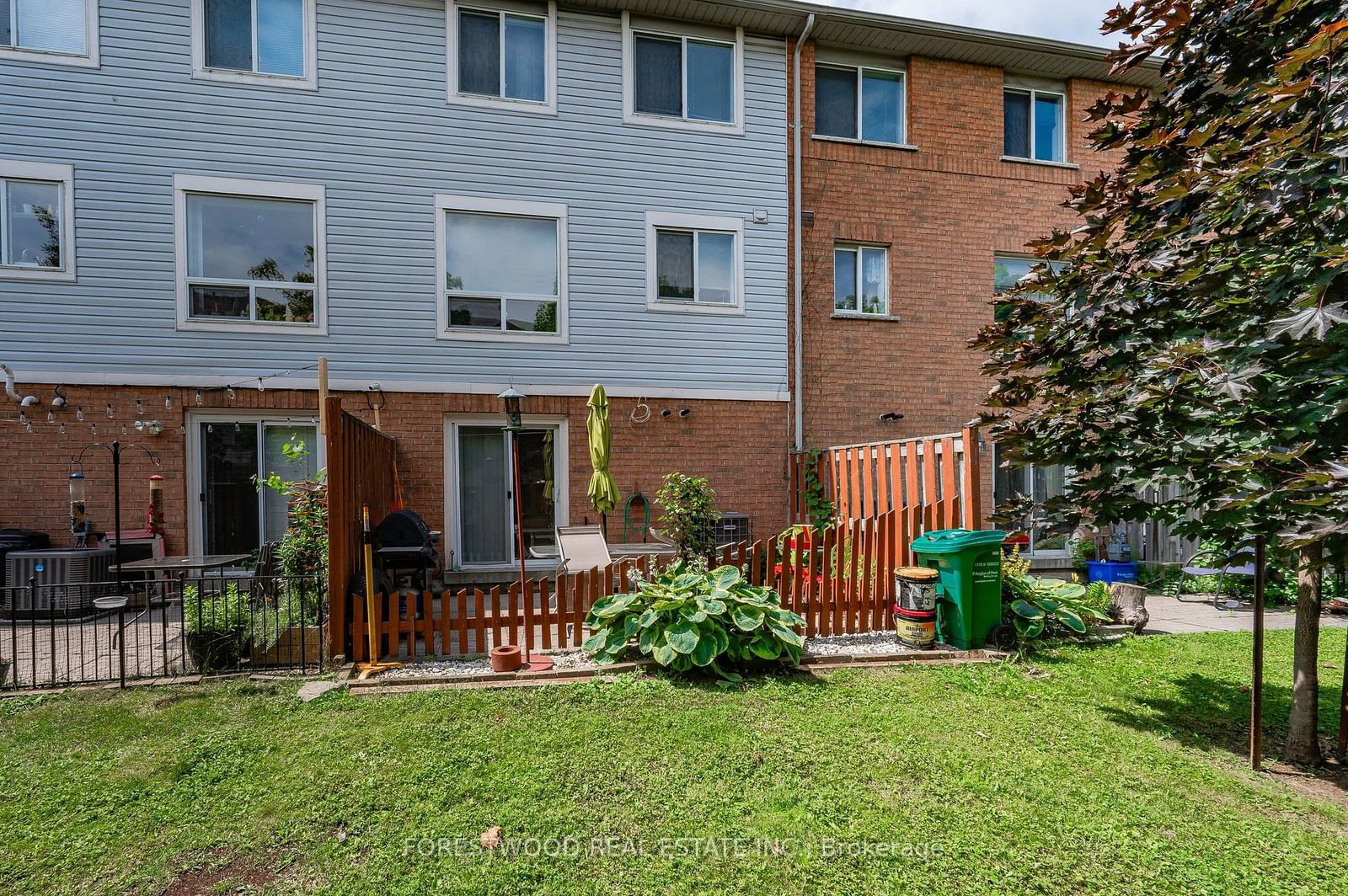 80 Acorn Place Townhomes, Mississauga, Toronto