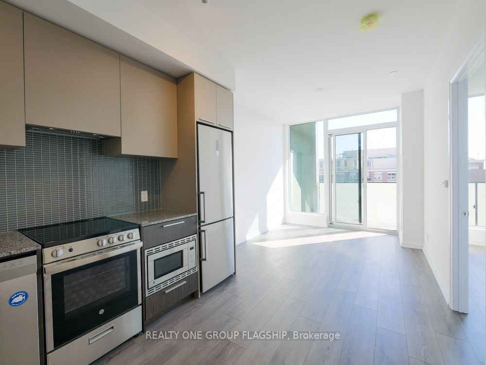 4208 Dundas St W, unit 504 for sale