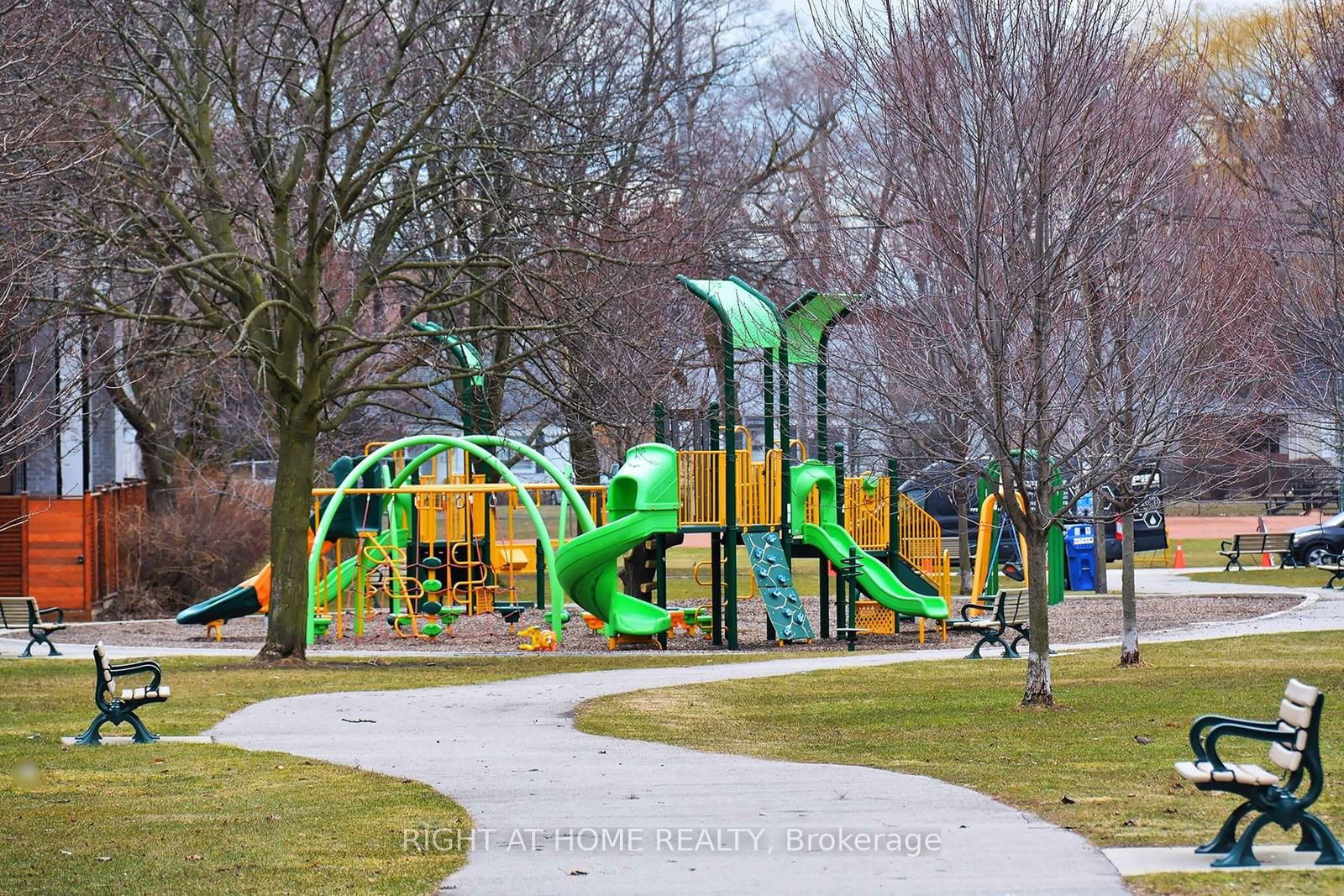 Queensway Park Condos, Etobicoke, Toronto