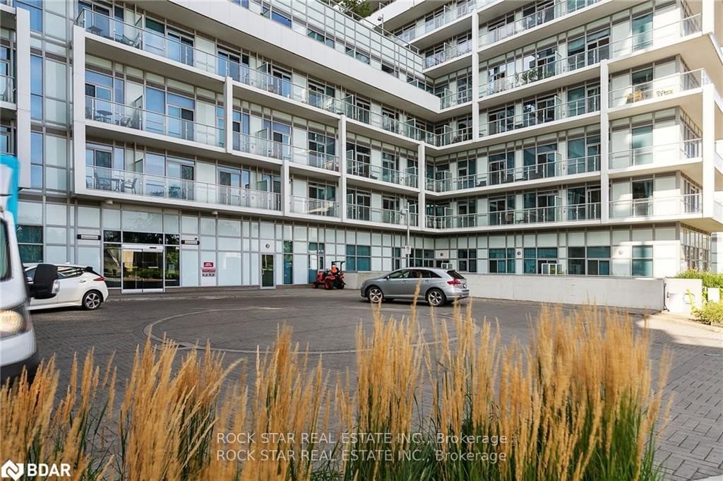 65 Speers Rd, unit 705 for sale