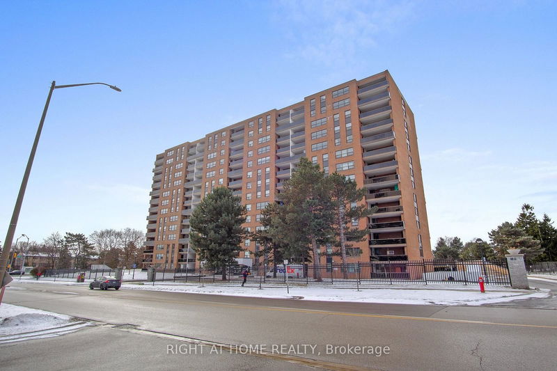 4 Lisa St, unit 712 for sale